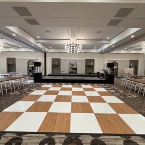 maple&white checkered-dancefloor