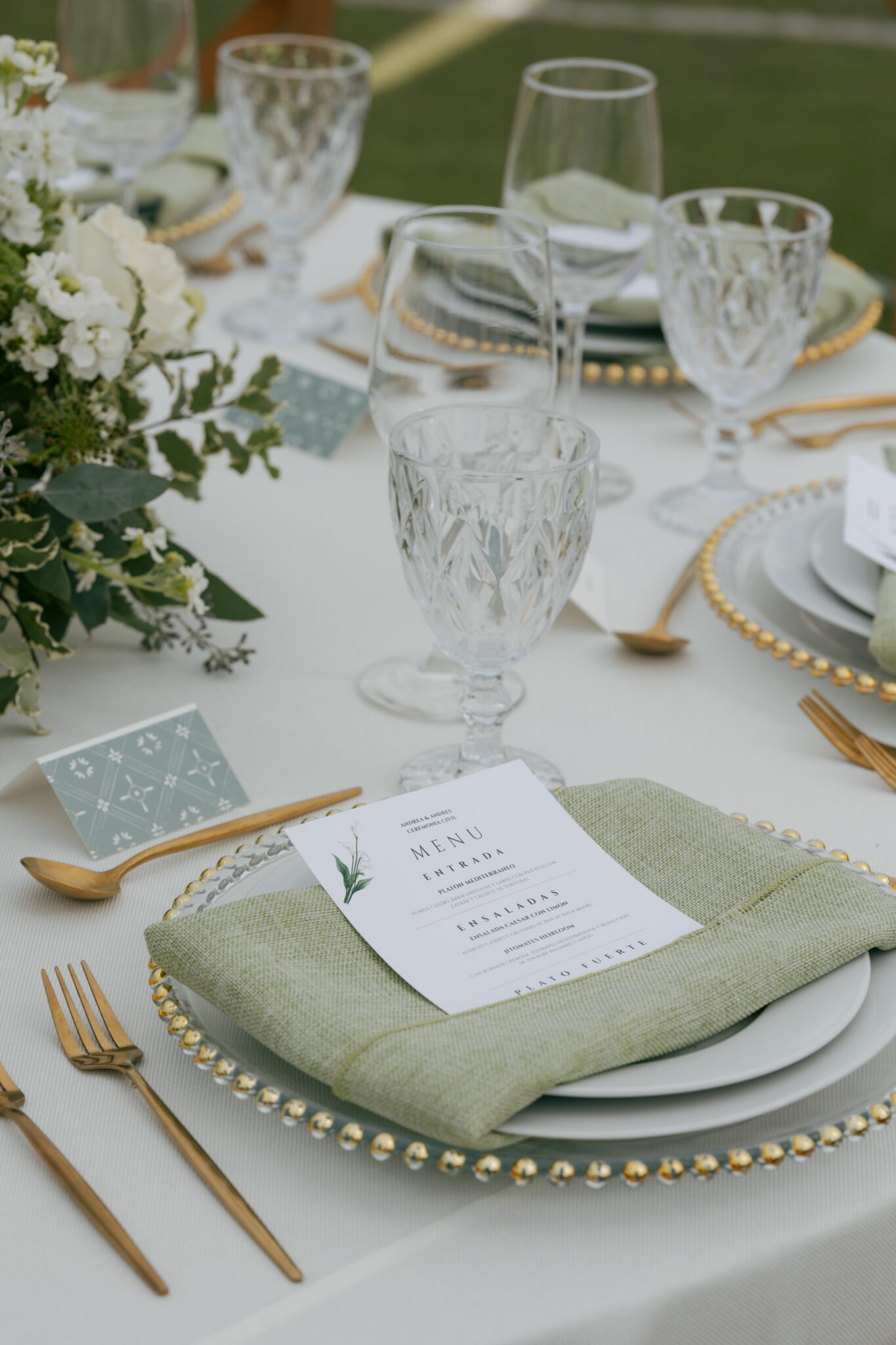 Wedding tablescape rentals styled by Fiesta Events in San Diego
